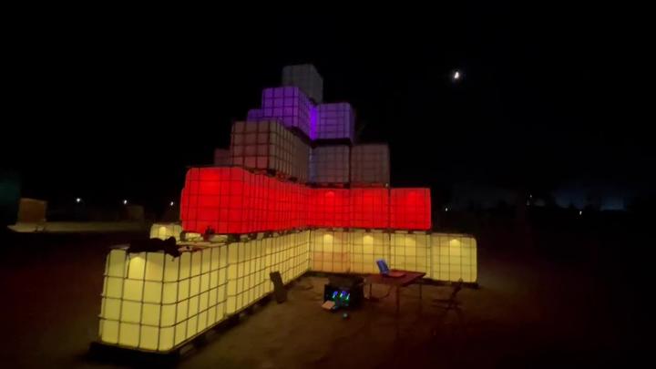Night, colour bands by level
